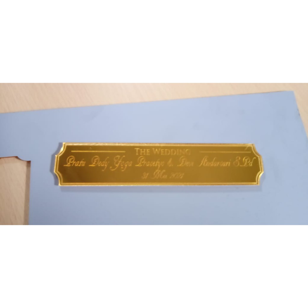 Gravir / Grafir Nama Pasangan Pengantin Acrylic / Akrilik Mirror Gold / Emas Hiasan Bahan Mahar
