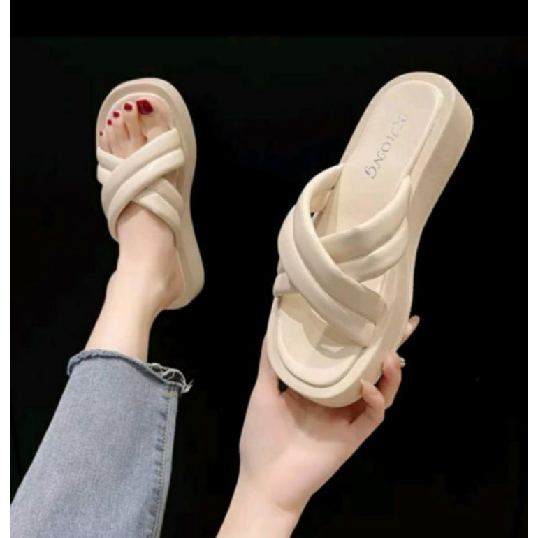 NB 08 Sandal kokop silang/sandal flatform/sandal prenium/sandal cantik wanita fashion week