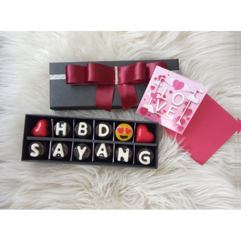 

Coklat&BungaApikKadountukOrangyangtersayang