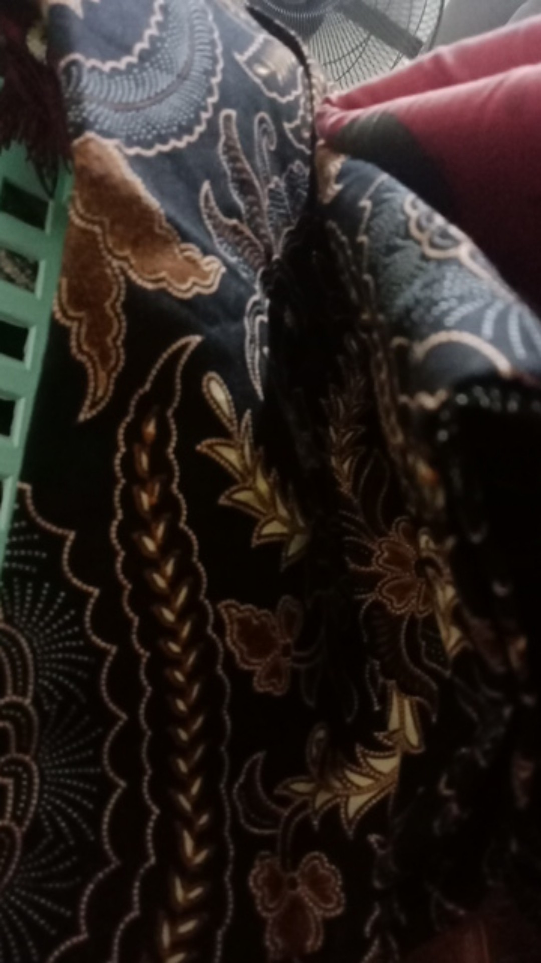 Hem Pendek Aksa Batik Hazel Felycia