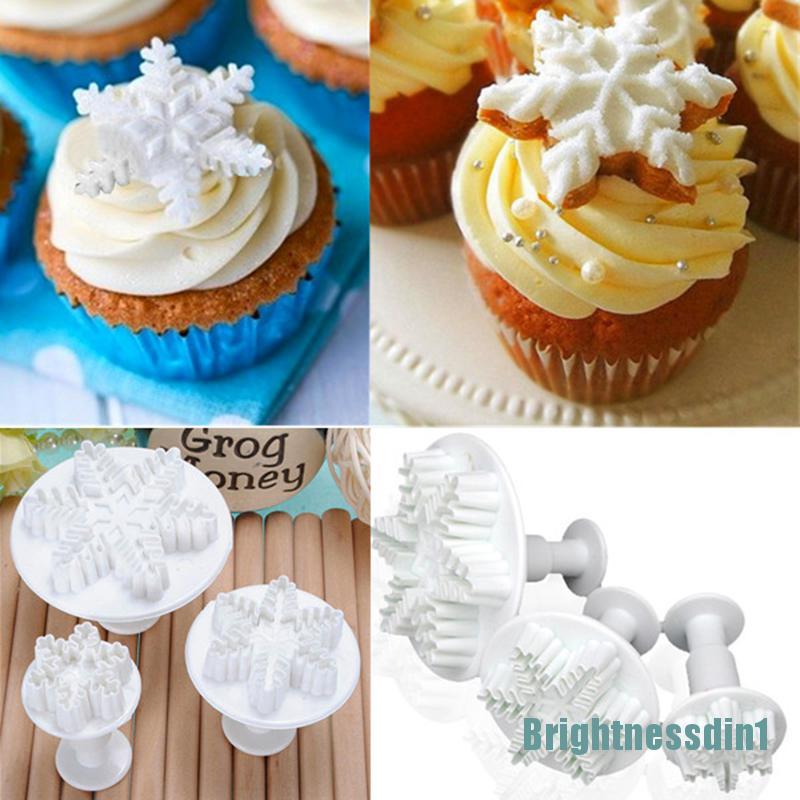 3 Pcs Cetakan Pemotong Kue Bentuk Snowflake Natal 1 In 1 Untuk Dekorasi