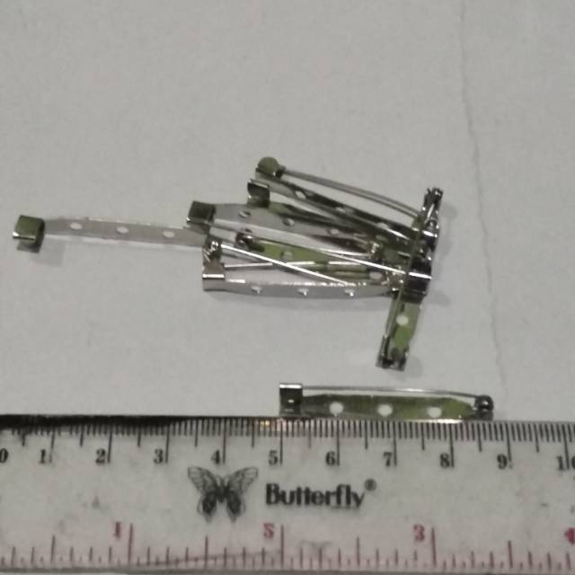 

Peniti name tag besi 38mm isi 144pcs