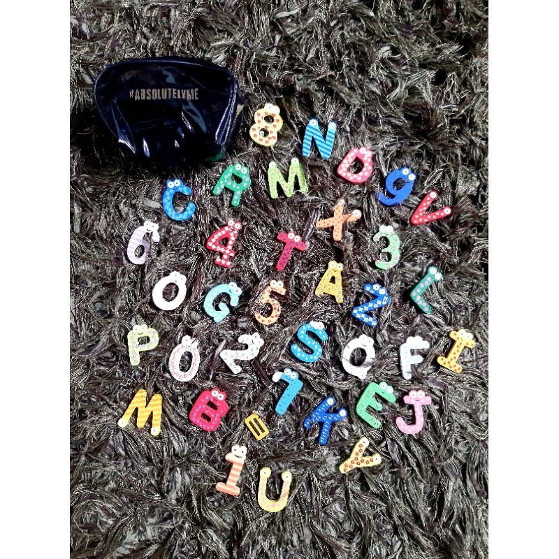 Preloved mainan tempelan kulkas Free pouch