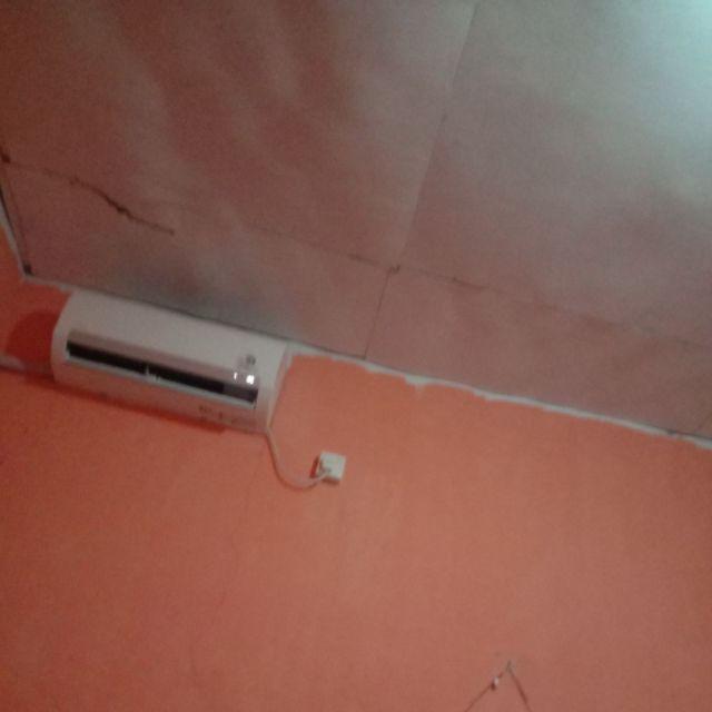 Botol Yadle 100 Ml Natural Tutup Putih List Gold