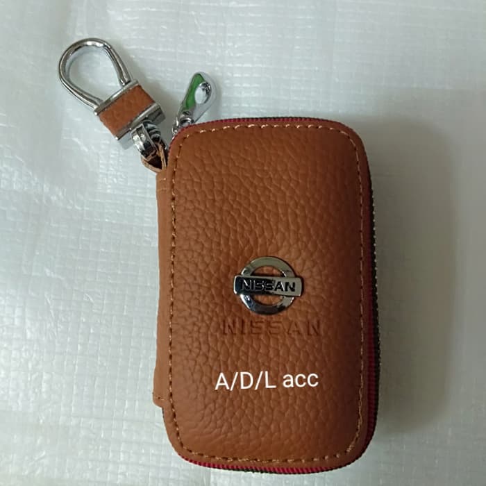 Dompet KULIT MOBIL Stnk plus + gantungan kunci logo nissan warna coklat CREAM