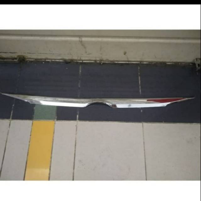 Trunk lid model setengah mobil all new Innova reborn 2016-2018