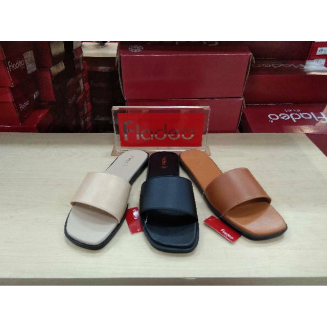 SANDAL FLAT WANITA ( FLADEO )