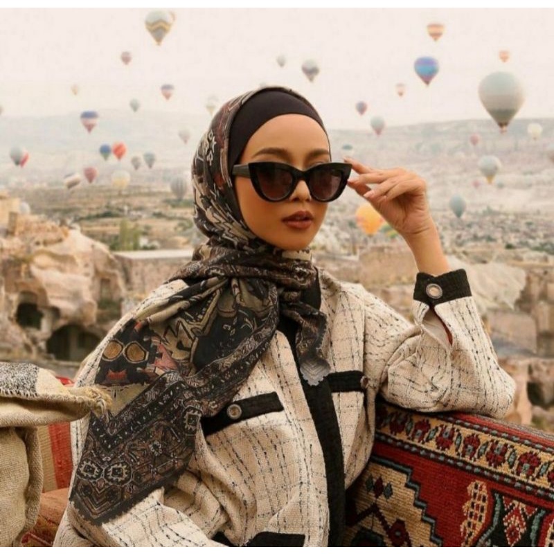 Preloved scarf Radwah x viratandia istanbul series