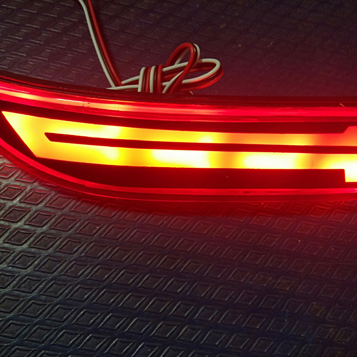refektorLAMPU  bemper BUMPER BELAKANG mobil toyota all new avanza / ALL NEW XENIA  plasma new
