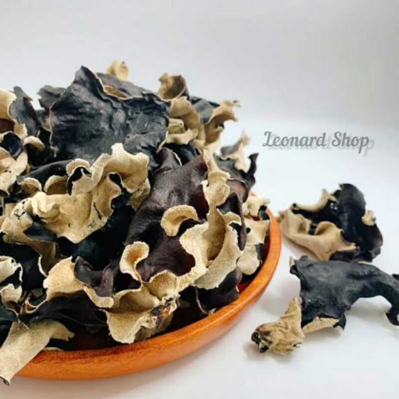 

JAMUR KUPING HITAM PUTIH KERING 100GR SUPER IMPORT / HEI BAI MU ER / DRIED WOOD EAR MUSHROOM / WHITE BACK BLACK FUNGUS / BAHAN SUP HERBAL DAN MASAKAN SAYUR CAPCAY
