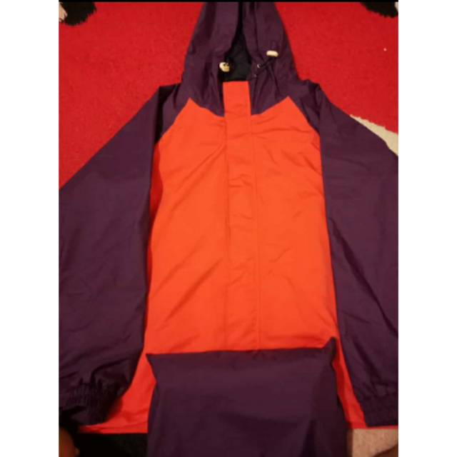 Jas hujan The North Face