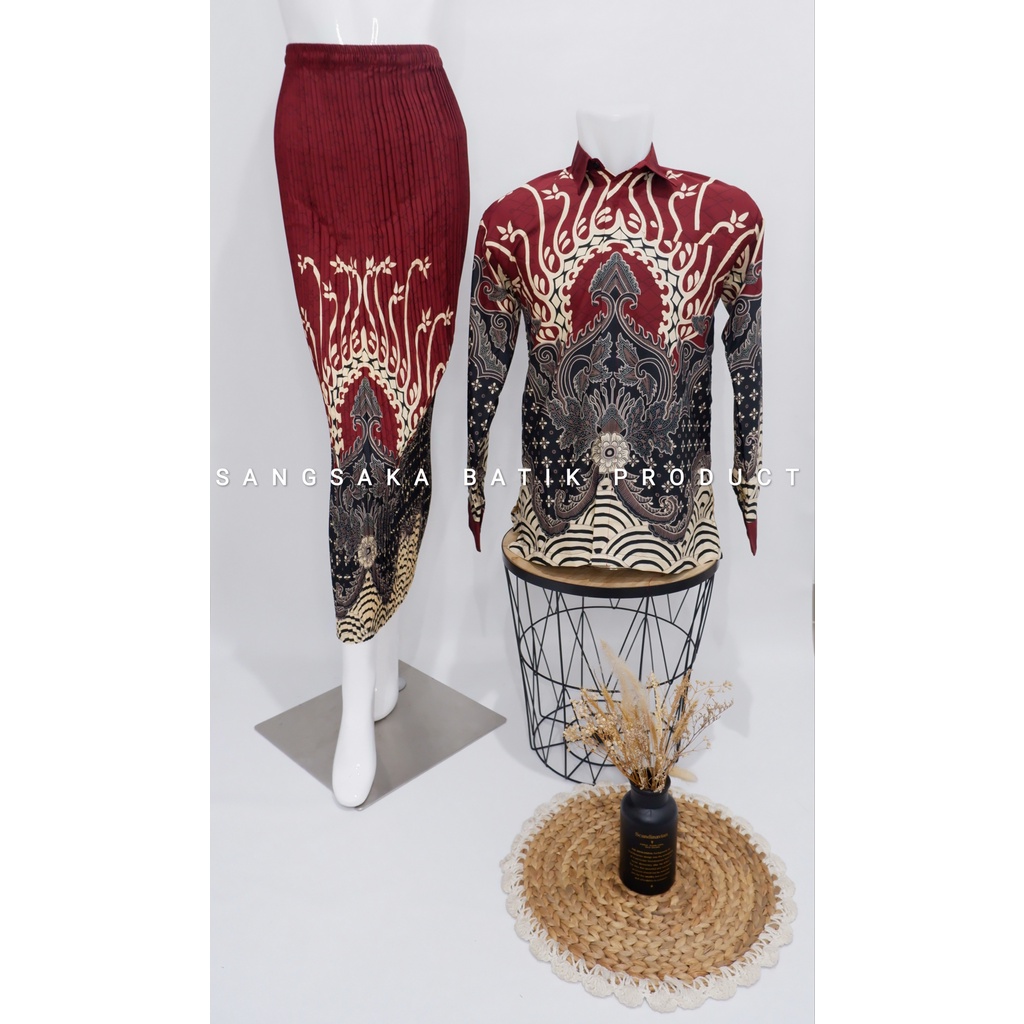 Batik couple / baju batik couple / batik set / batik lengan panjang / rok set