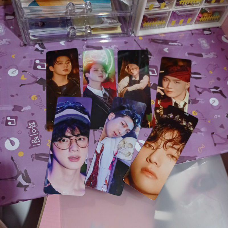 

pembatas buku BTS SG21