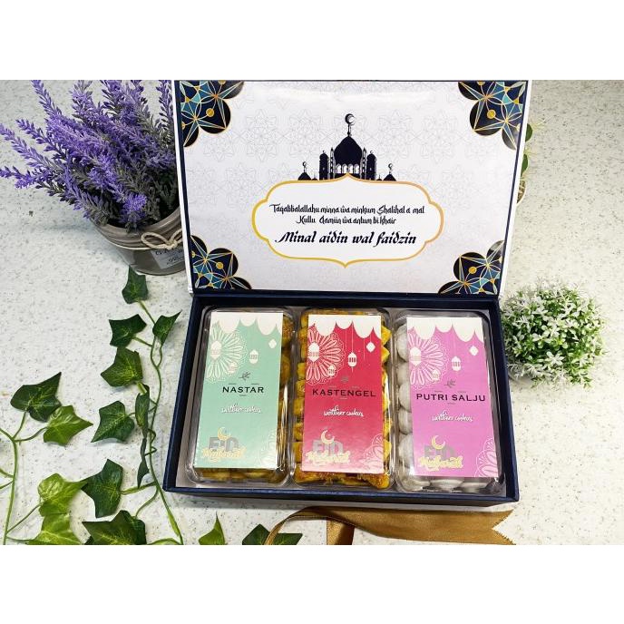 

Hampers Kue Lebaran Idul Fitri Nastar Kastangel Putri Salju
