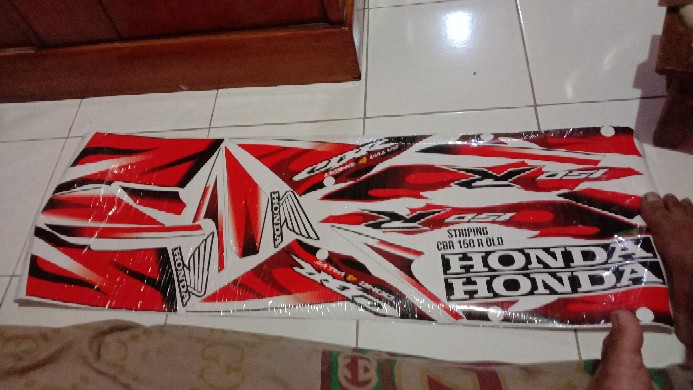 Sticker Striping Variasi Motif Ori Honda Cbr 150 Thailand Cbr 150 Old Cbr 150 Cbu Cbr 150 Lama Shopee Indonesia