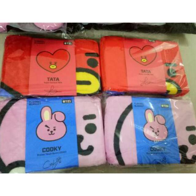 (PREORDER) Homeplus x Bt21 Flanel Blanket cushion slipper | Shopee