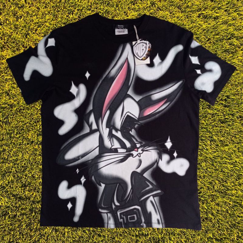 BAJU KAOS PRIA BERSHKA X LOONEY TUNES ORIGINAL
