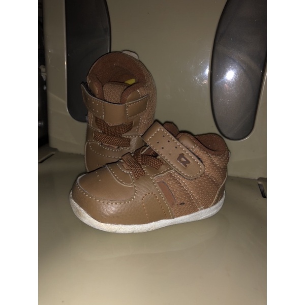 sepatu anak sepatu prewalker baby toezone oshkosh