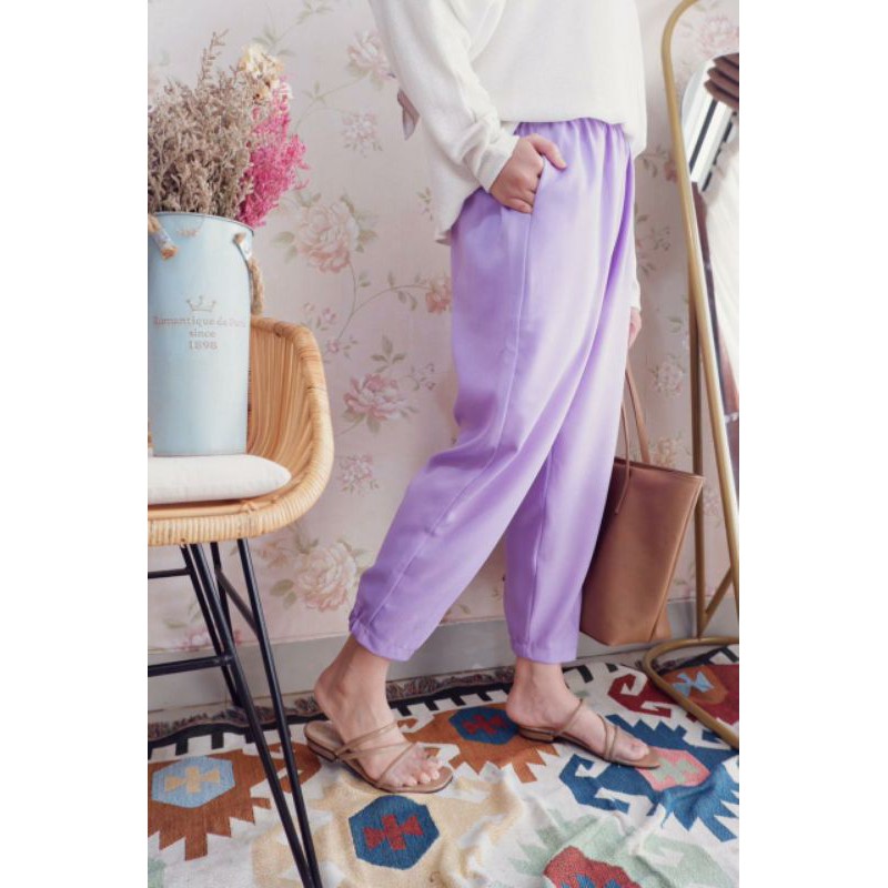 ADINDAZAHRASANDIKHA/DAILY PANTS LILAC/CELANA SANTAI / BAGGY PANTS