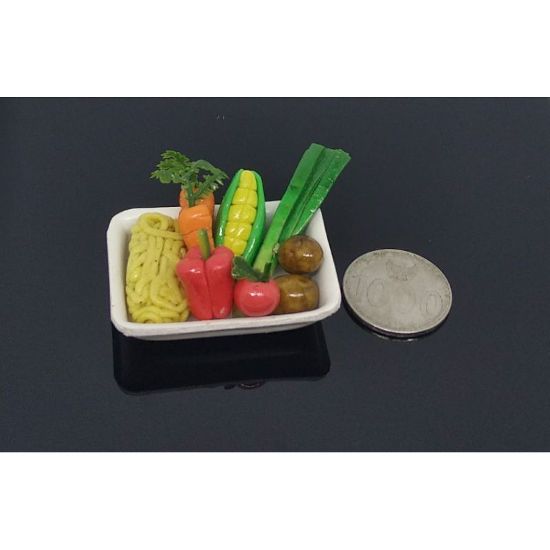 Miniatur Mie Sayuran Perlengkapan Dapur Barbie