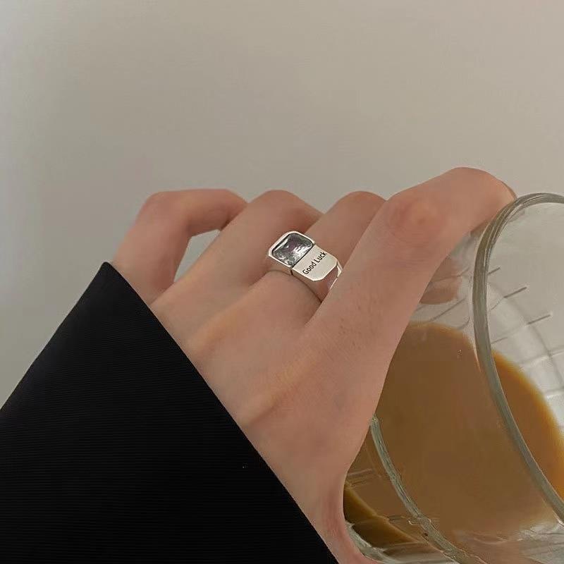 Cincin Pernikahan Bahan Sterling Silver 925 Hias Kristalberlian 2 Warna Sampanye Gaya Punk Untuk Priawanita