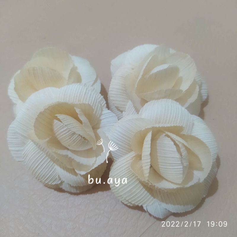 BB7 - 3pcs Bunga Kulit Jagung Mawar Melati Bunga Mahar