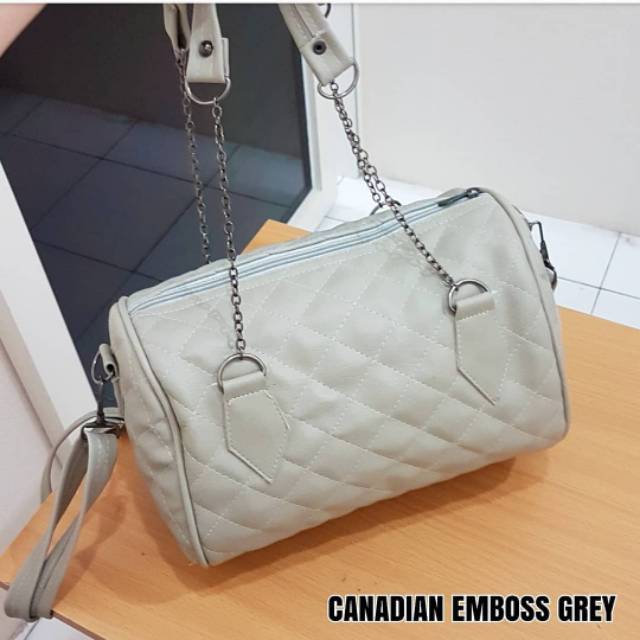 

CANADIAN EMBOSS GREY