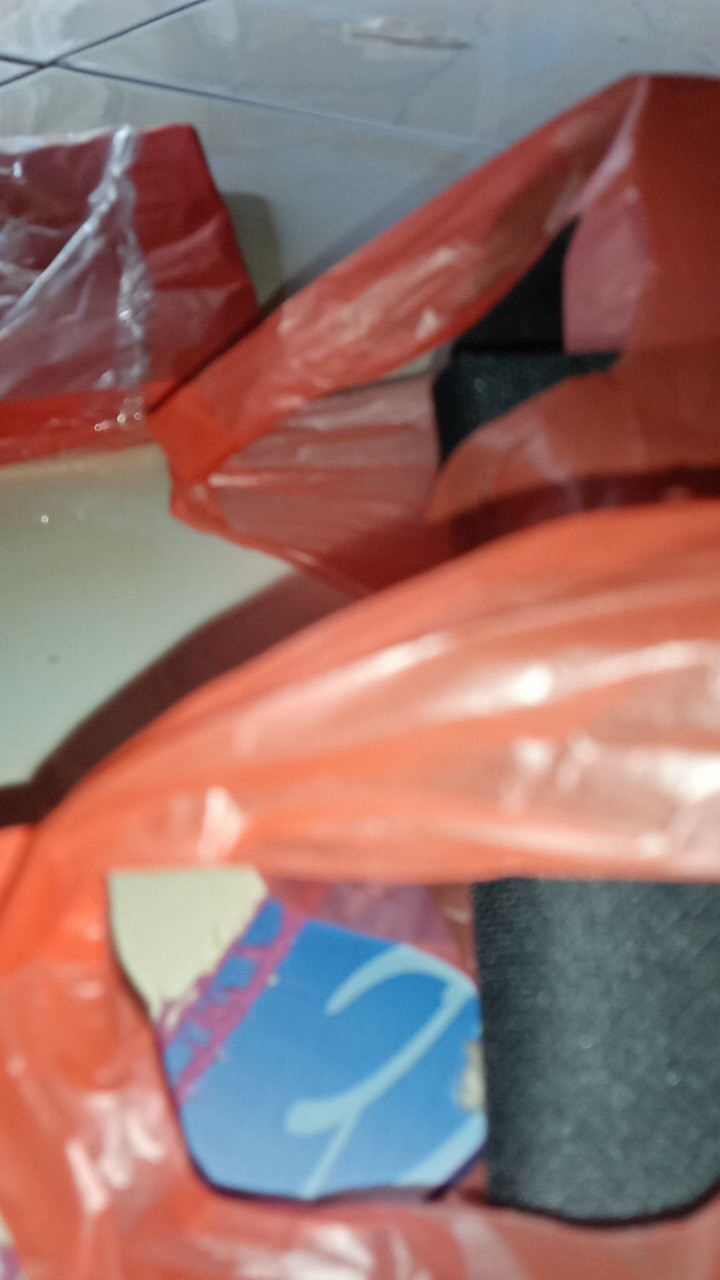 Kantong Plastik Hd Ukuran 17 (warna Hijau/merah/ungu/orange/tosca) 200gr=87 Lembar