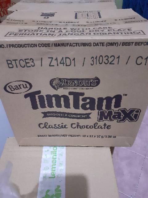 TimTam Maxi Coklat box isi 12 pcs