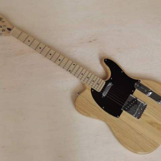 GITAR ELEKTRIK FENDER TELECASTER
