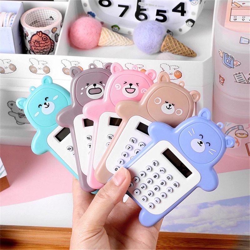 

KALKULATOR 8 DIGIT MINI PORTABLE MOTIF BERUANG CALCULATOR TRAVEL TOMBOL KARET