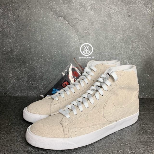 upside down nike blazer