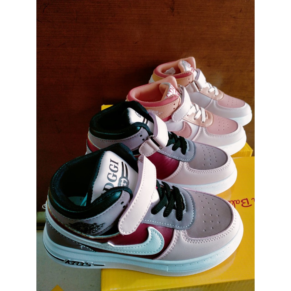 SEPATU SNEAKERS IMPORT DARI YOUTH BALANCE| Snikers Anak | B529 UKURAN 26-37| | Snakers Anak Perempuan | Sneakers Anak Import | Sepatu Snekers Anak | Sepatu Boot Anak | Boot Anak