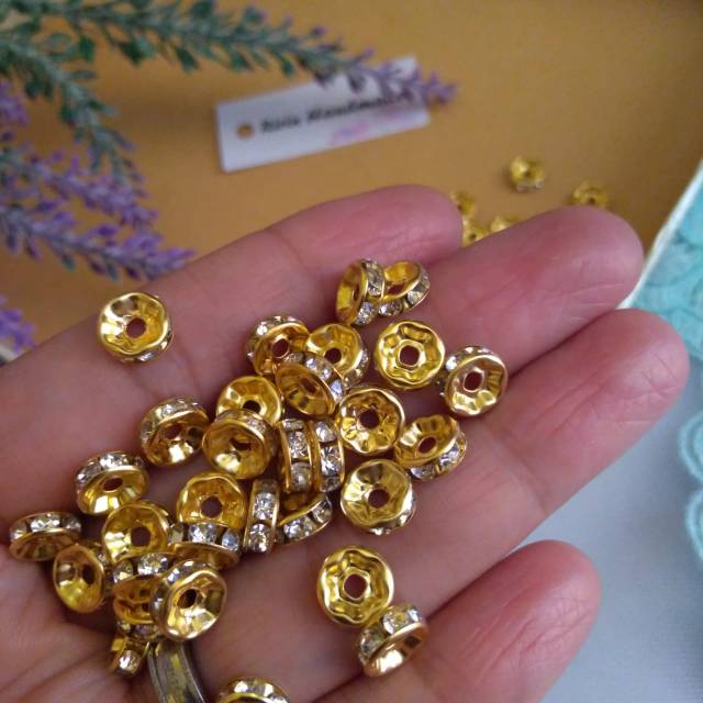 

Pembatas kristal (isi 25biji) 8mm