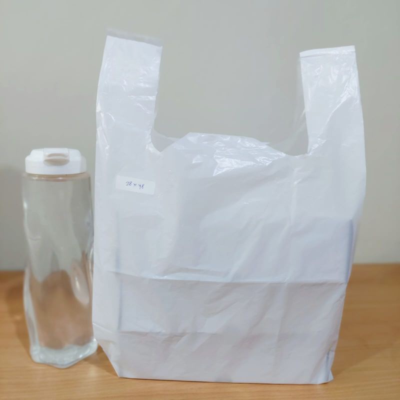 KANTONG KRESEK 28x48 Plastik Tenteng HD susu Putih 50 Lembar