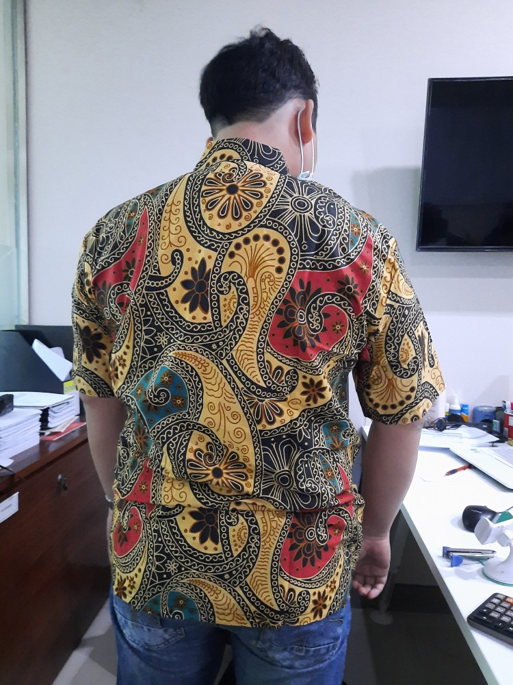 Kemeja Batik Lengan Pendek Motif Songket Merah Batak Ntt Kalimantan Batik Pekalongan Fashion Batik11