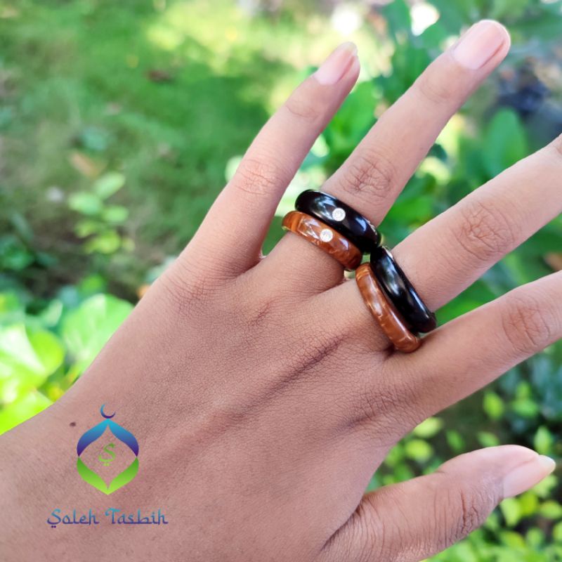 Cincin Kokka/Kaukah Asli, Motif Polos &amp; Motif Permata