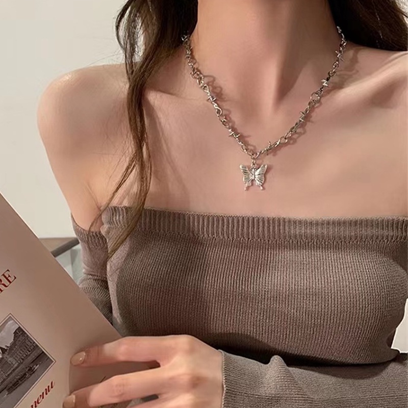 Kalung Rantai Klavikula Desain Kupu-Kupu Gaya Korea Untuk Wanita