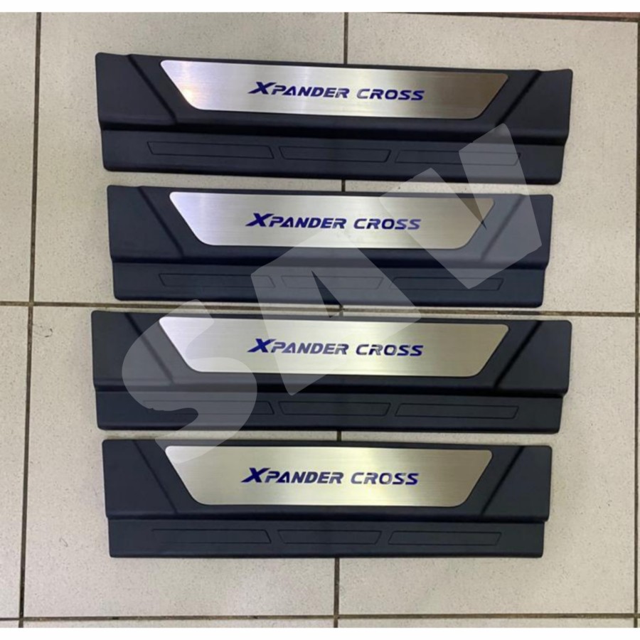 Door sill plate / sill plate samping xpander cross non led