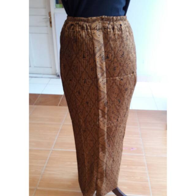 Rok jarik batik lipit