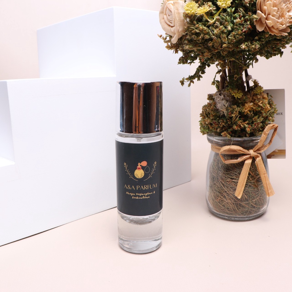 PARFUM PRIA AIGNER IN LEATHER TAHAN LAMA AROMA FRESH / AIGNER IN LEATHER /004