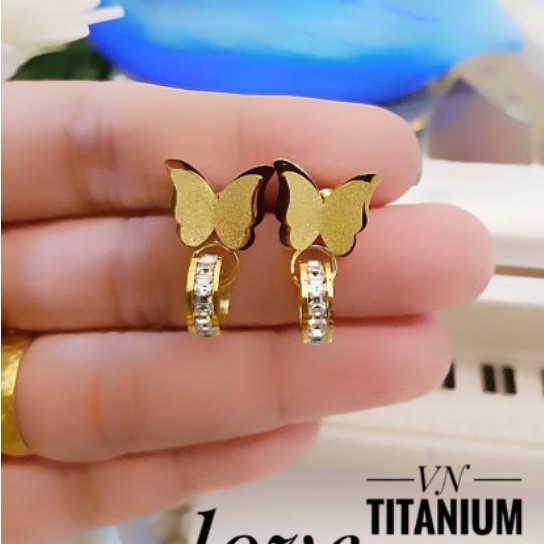 Titanium anting wanita 1378