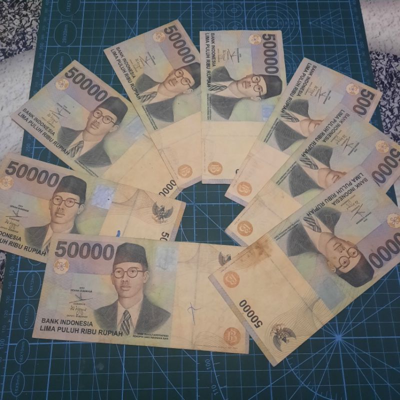 Uang kuno 50000 rupiah tahun 1999 kondisi bekas