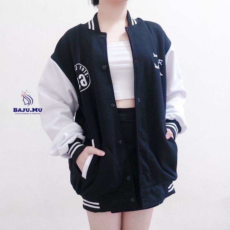 KOREAN JACKET VARSITY BUTTON WANITA OVERSIZE TEBAL- Shania Varsity Jacket