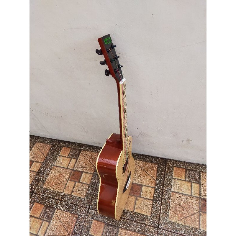 gitar akustik ukuran 3/4 Martin ed sheraan