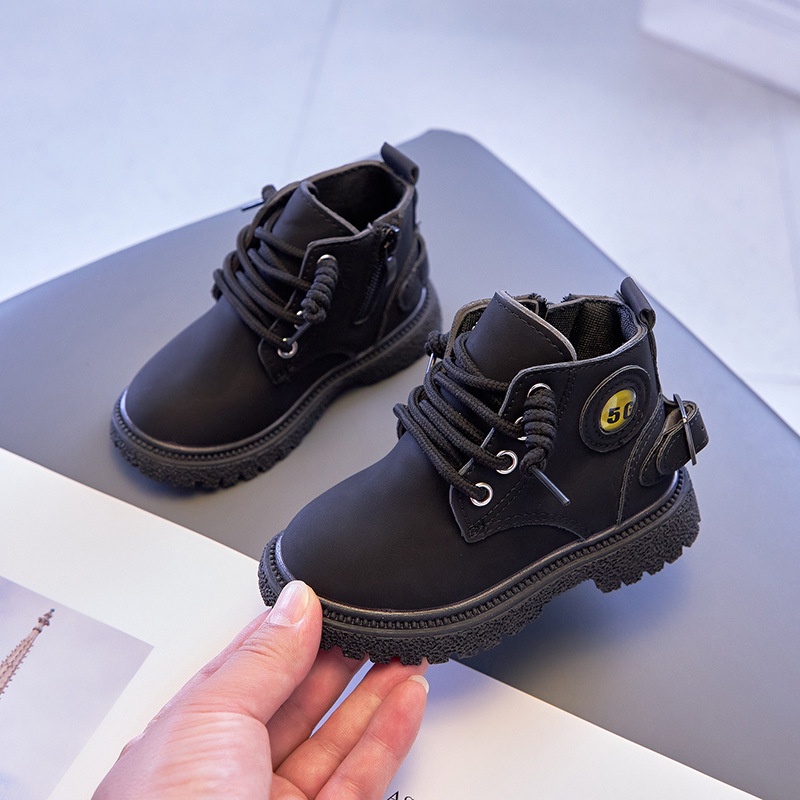 Sepatu Anak Boots Kekinian Variasi Gesper IMP D5G