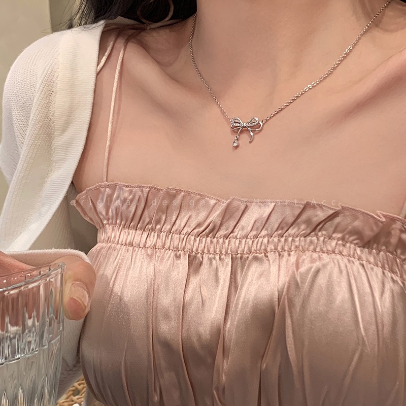 Kalung Rantai Choker Liontin Pita Hias Kristal Warna Silver Untuk Wanita