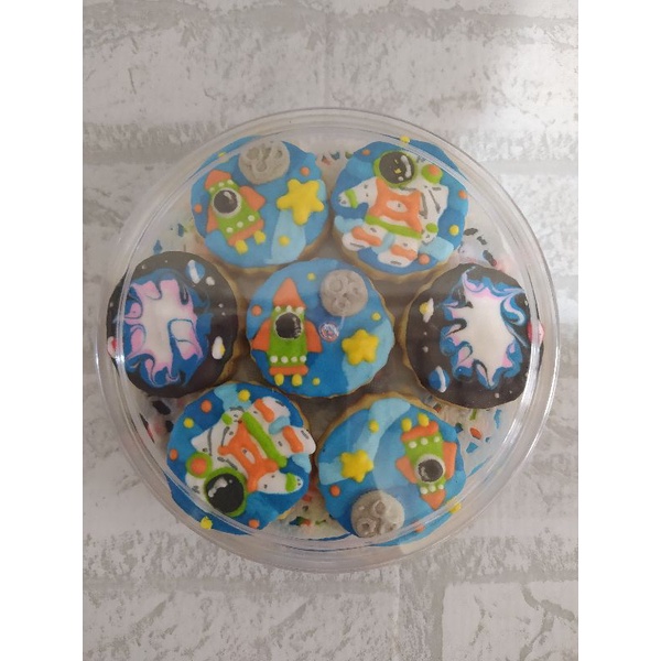 

deon cookies karakter astronot space roket galaxy
