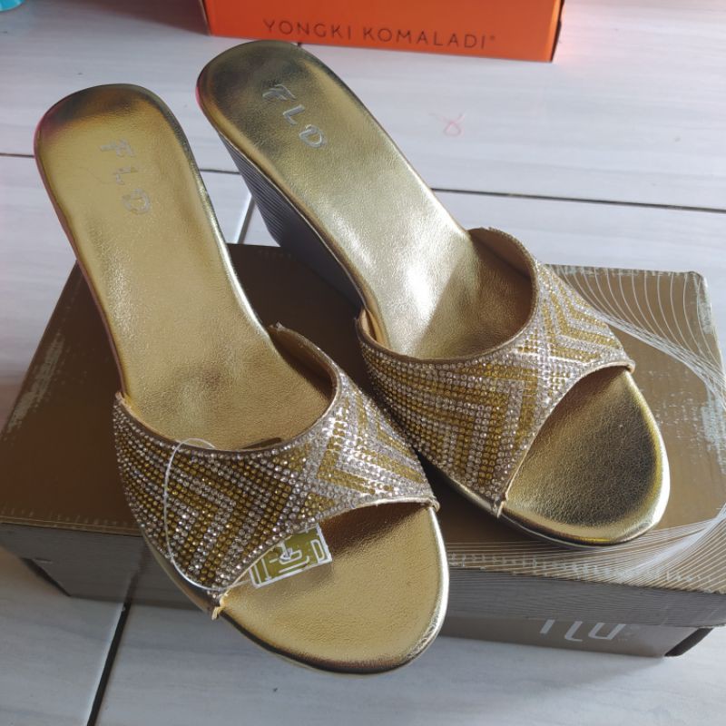 SANDAL WEDGES FLD