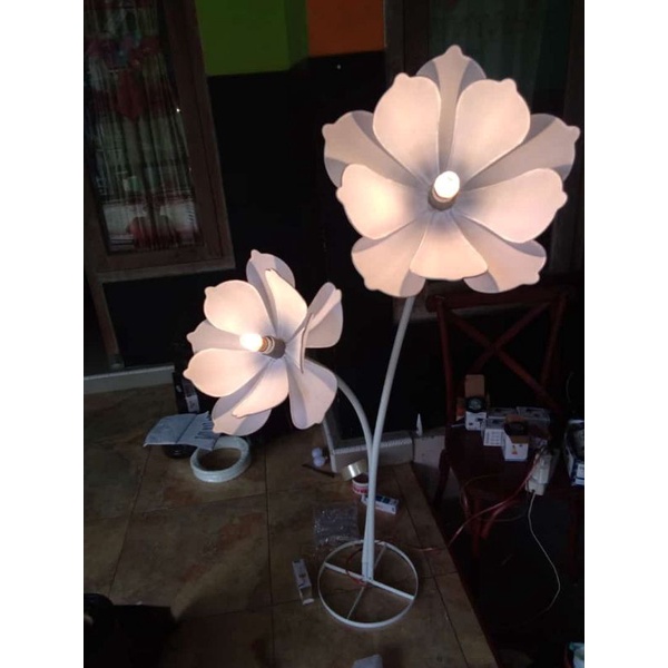 STANDING LAMPU DEKORASI PIPA ELASTIS